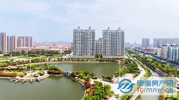 石狮有多少人口_北流隆盛镇有多少人口(3)