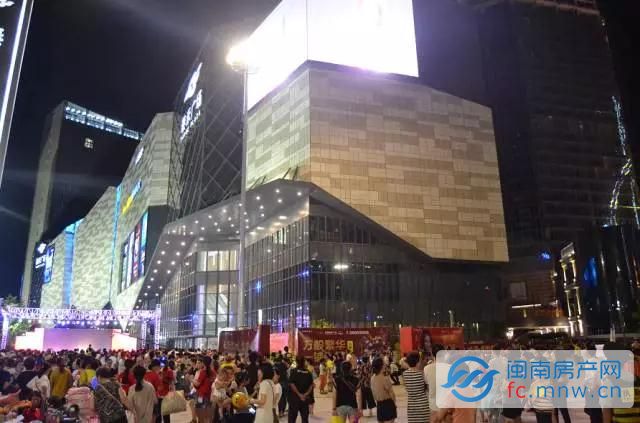 东海泰禾广场:8.26大商业正式亮灯 点亮城市新繁华